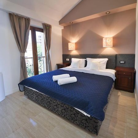 Przno Luxury Apartments Sveti Stefan Bagian luar foto