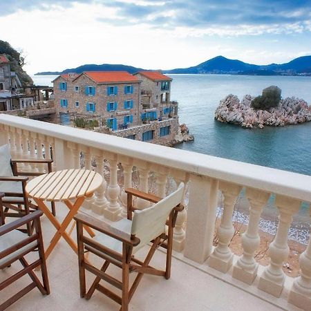 Przno Luxury Apartments Sveti Stefan Ruang foto