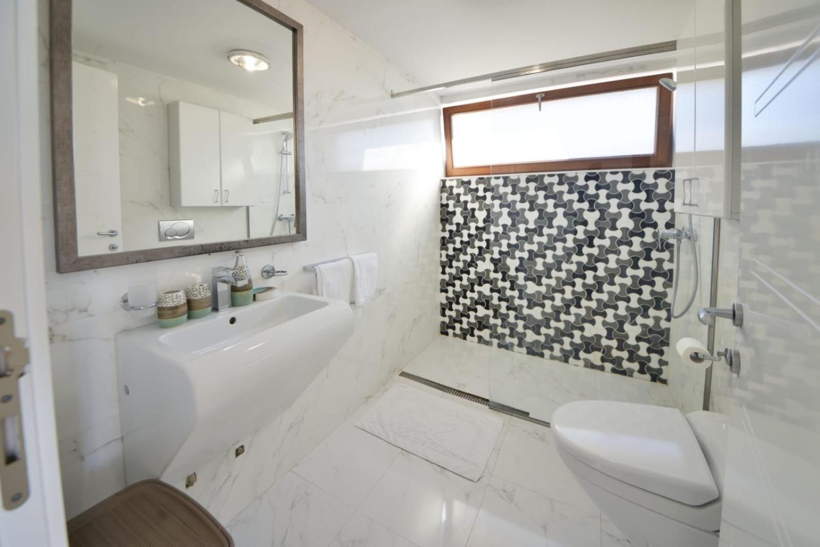 Przno Luxury Apartments Sveti Stefan Ruang foto