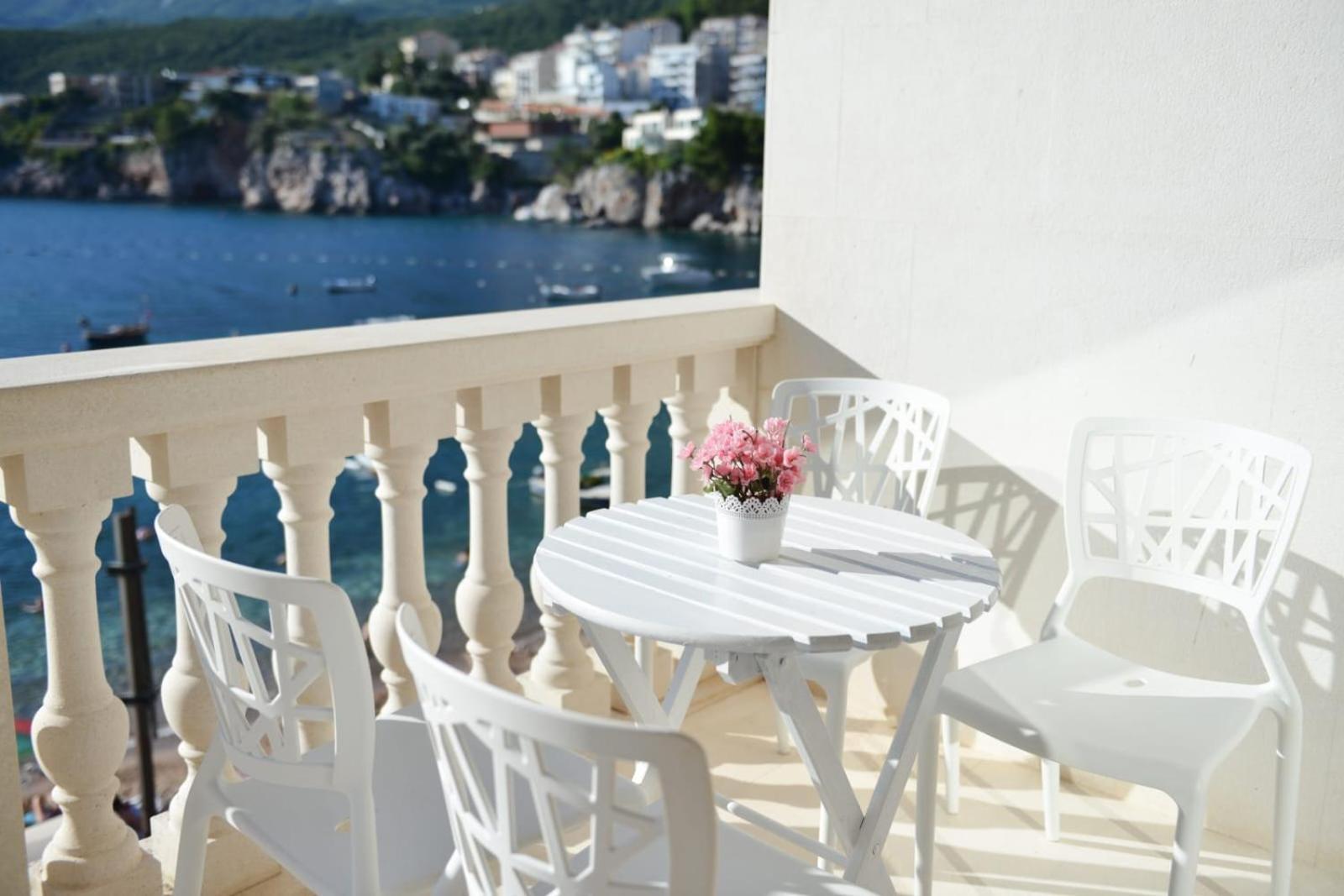 Przno Luxury Apartments Sveti Stefan Bagian luar foto