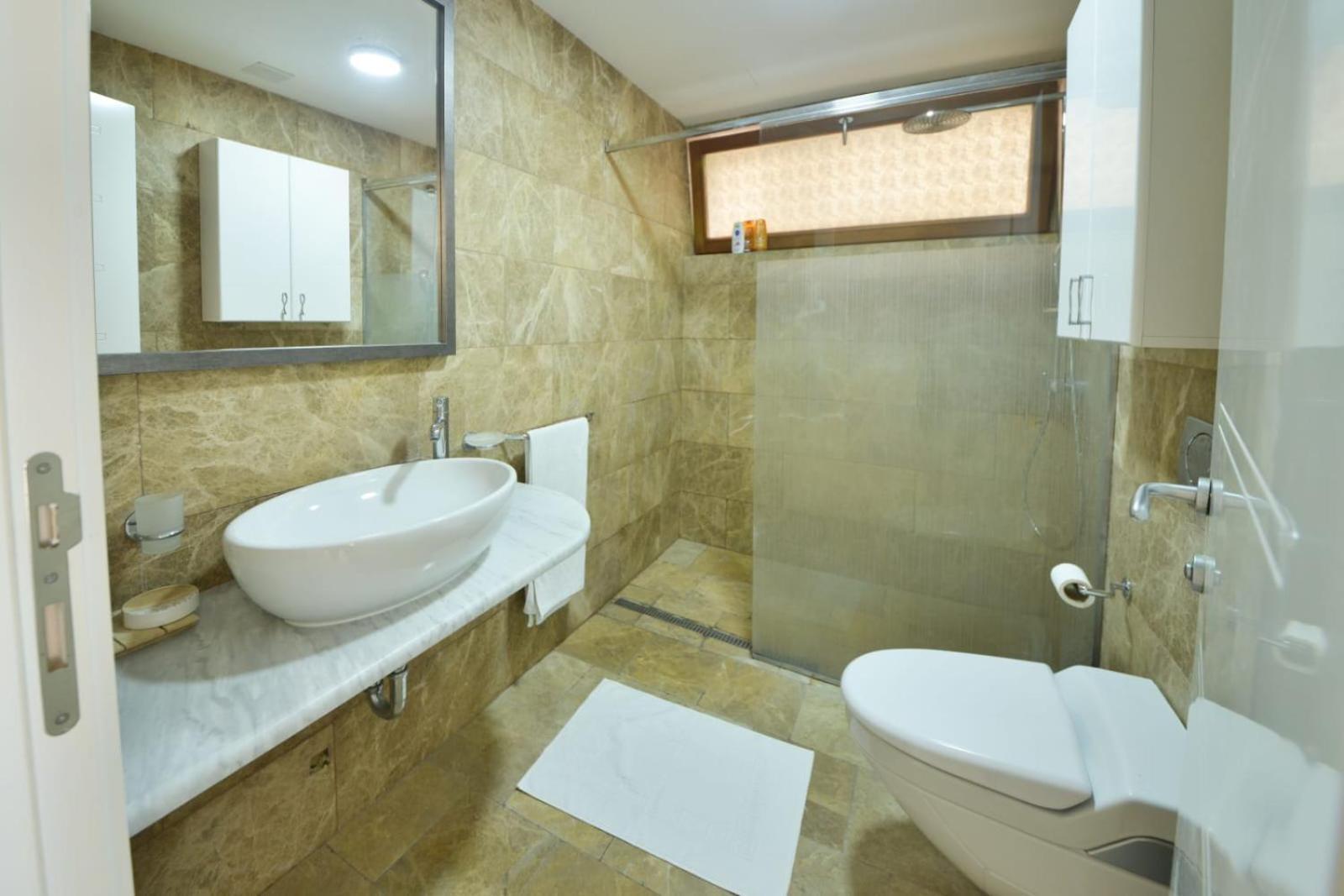 Przno Luxury Apartments Sveti Stefan Bagian luar foto