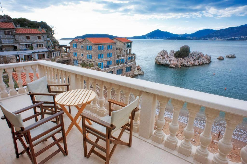 Przno Luxury Apartments Sveti Stefan Ruang foto